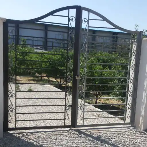 درب طرح ساده درب فلزی حیاط ساده