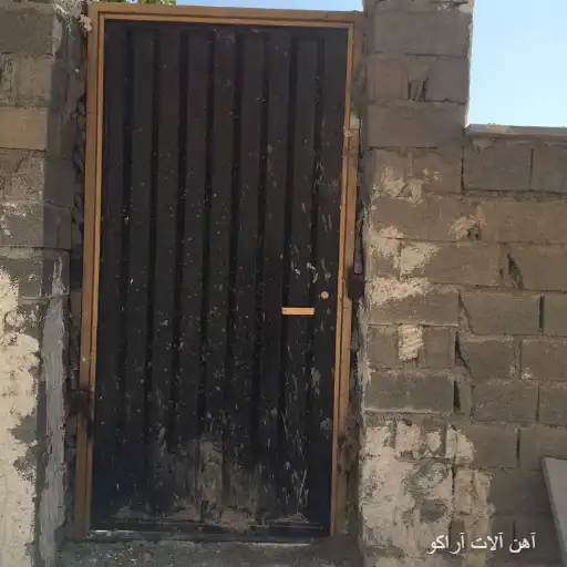 درب طرح ساده درب فلزی حیاط ساده