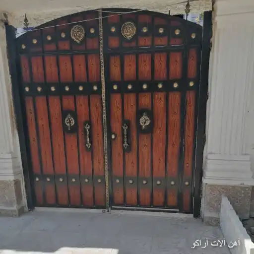 درب طرح چوب درب فلزی طرح چوب
