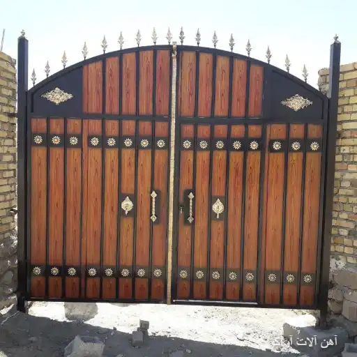 درب طرح چوب درب فلزی طرح چوب
