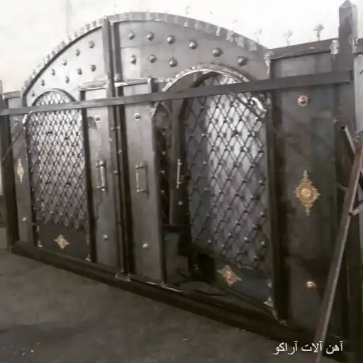 درب فلزی لوکس درب فلزی لوکس