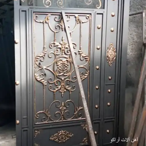 درب فلزی لوکس درب فلزی لوکس