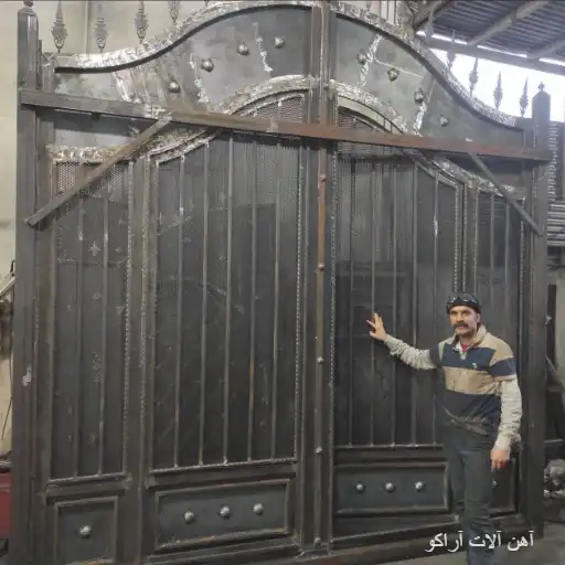 درب فلزی لوکس درب فلزی لوکس
