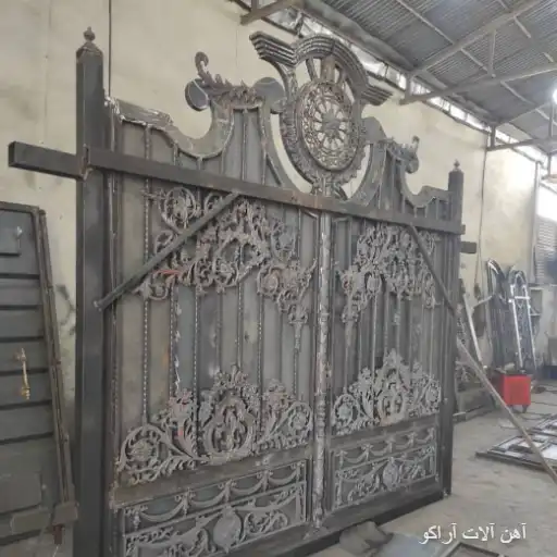 درب فلزی لوکس درب فلزی لوکس