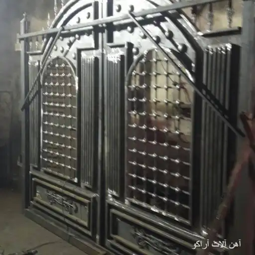 درب فلزی لوکس درب فلزی لوکس