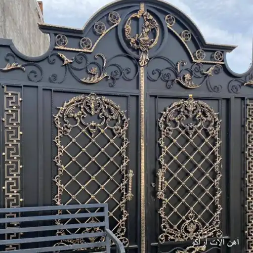 درب فلزی لوکس درب فلزی لوکس