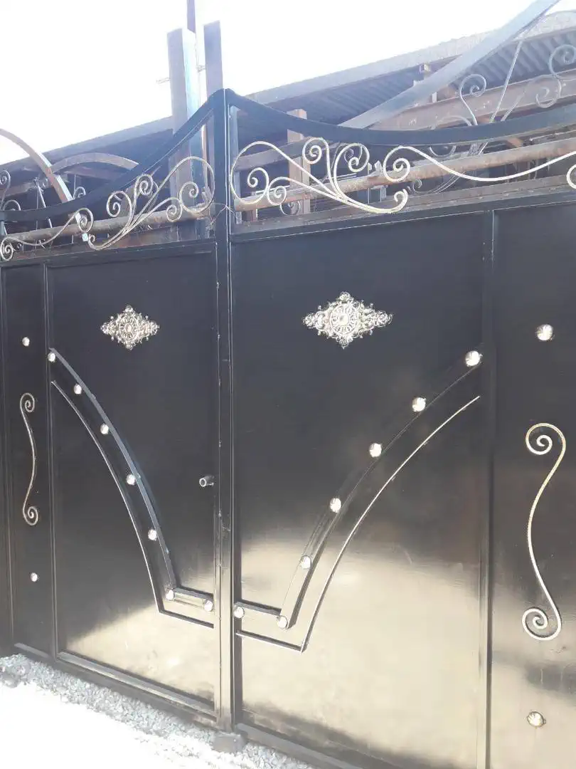درب طرح ساده درب فلزی حیاط ساده