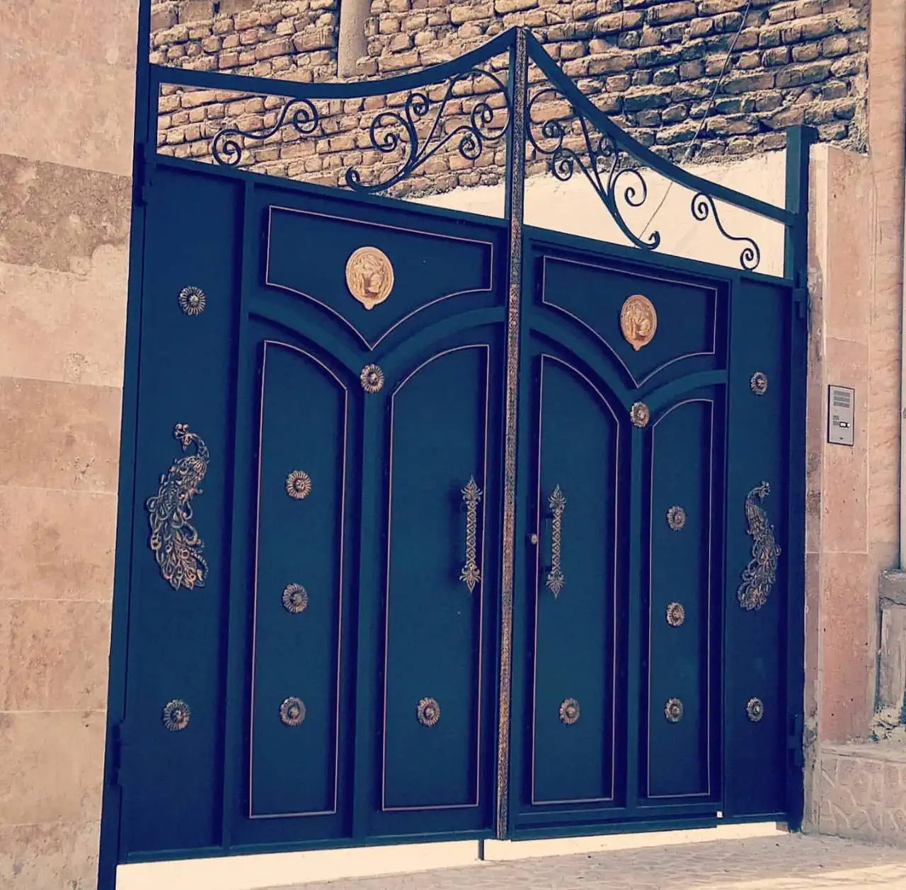 درب طرح ساده درب فلزی حیاط ساده