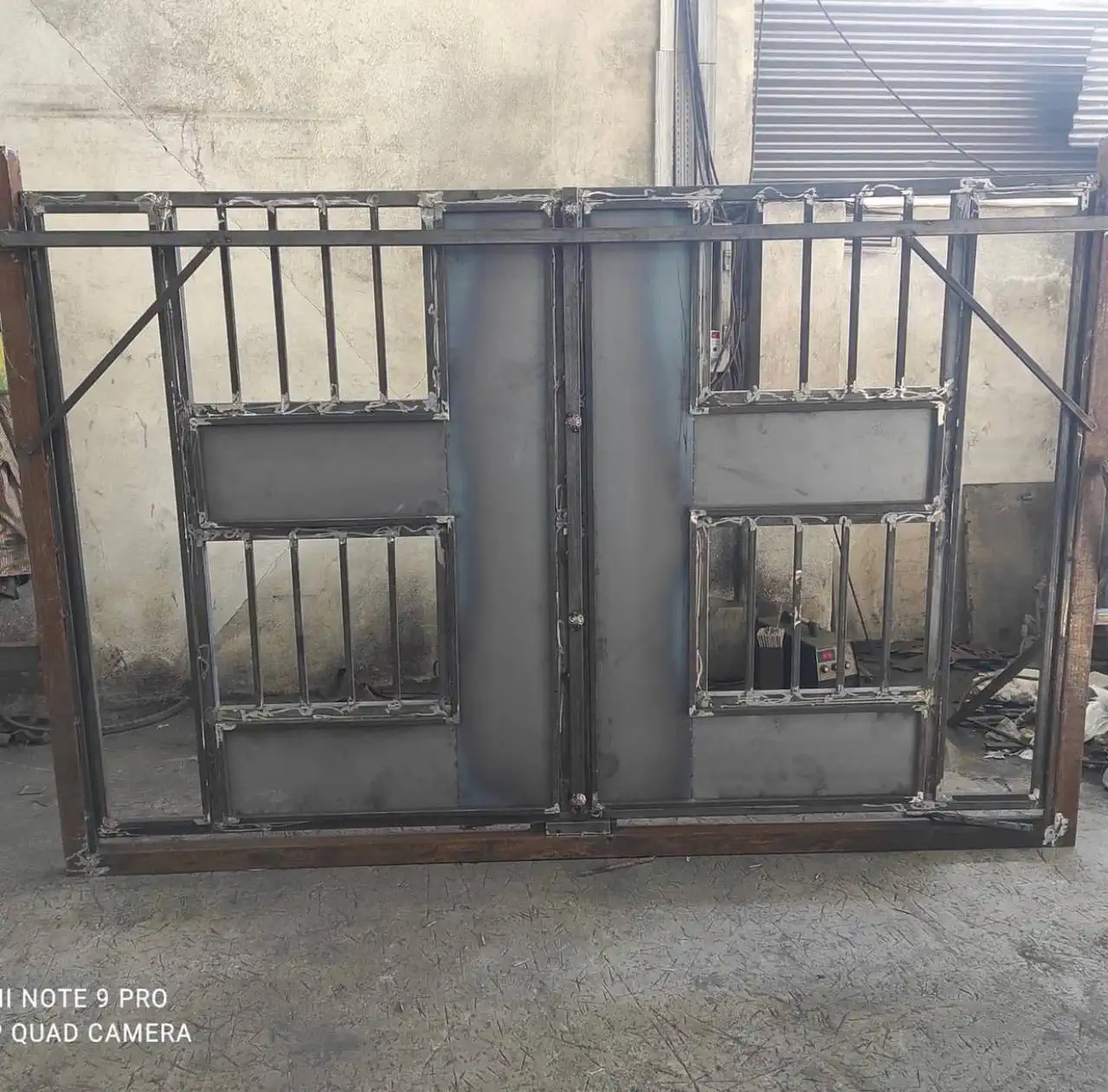 درب طرح ساده درب فلزی حیاط ساده