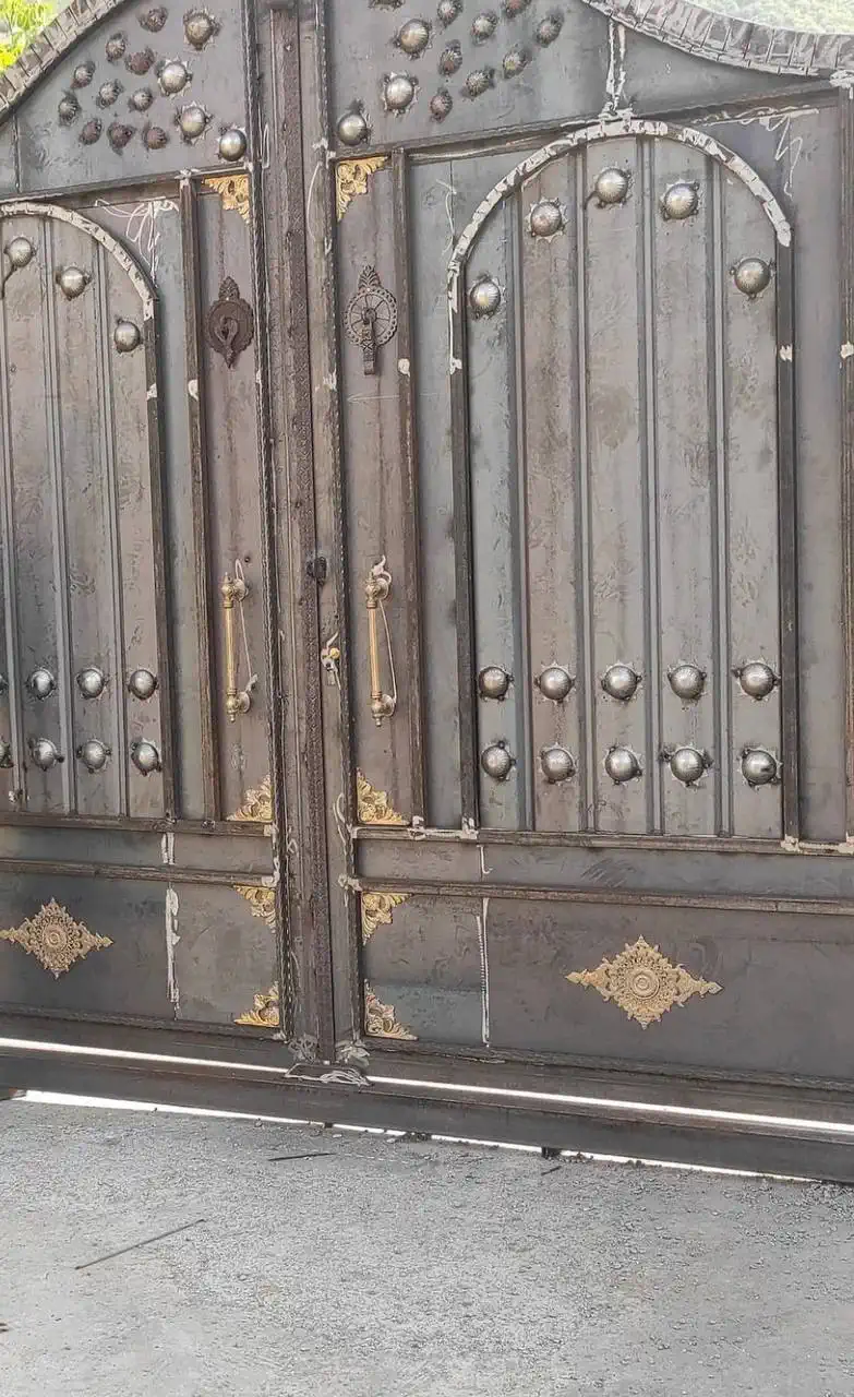 درب طرح ساده درب فلزی حیاط ساده