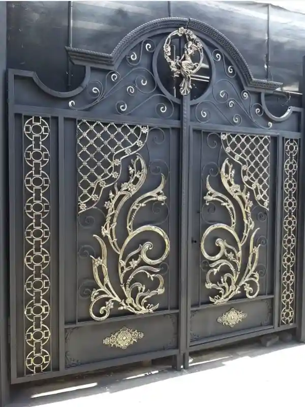 درب فرفورژه درب فلزی فرفورژه