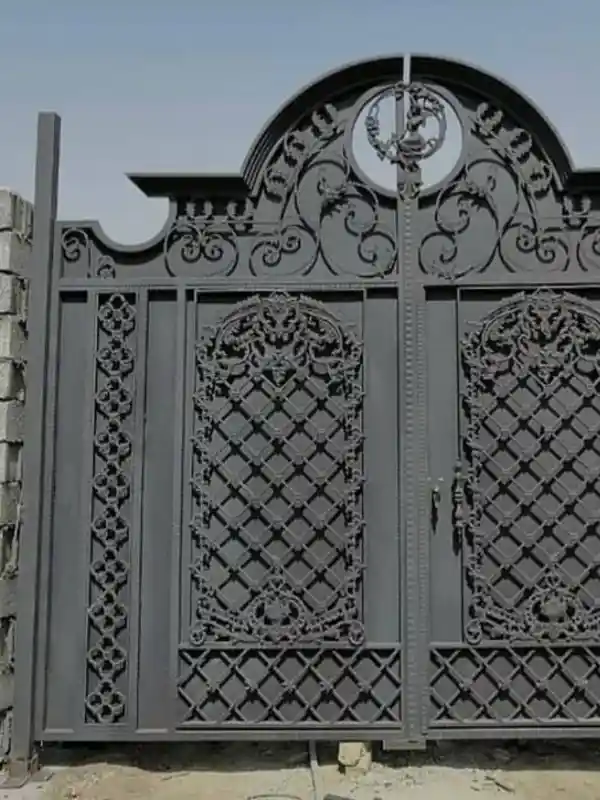 درب فرفورژه درب فلزی فرفورژه
