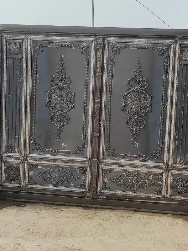 درب فرفورژه درب فلزی فرفورژه